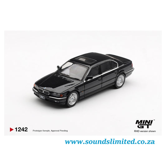 Mini GT #1242 BMW 750IL Black Sapphire Blister