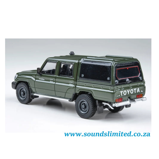 Para64 2014 Toyota Land Cruiser LC 79 Military Green PA-65686