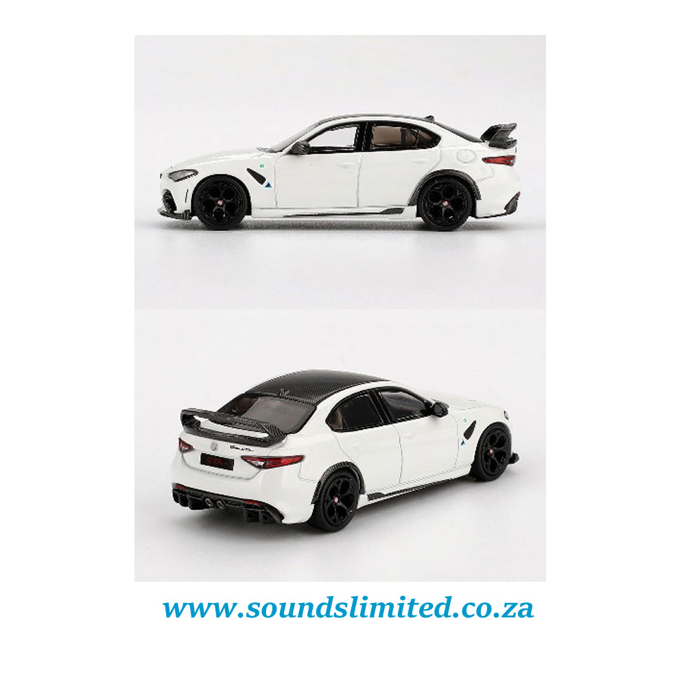 BBR Models Alfa Romeo Giulia GTAm 2021 White BBRDIE6426