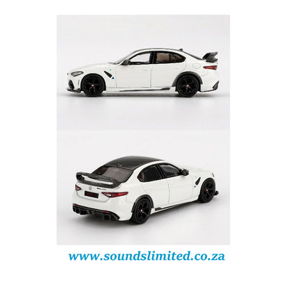 BBR Models Alfa Romeo Giulia GTAm 2021 White BBRDIE6426