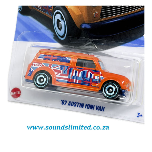 Hot Wheels '67 Austin Mini Van JFN30 Long Card