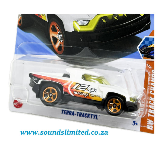 Hot Wheels Terra-Tracktyl JBB23 Long Card