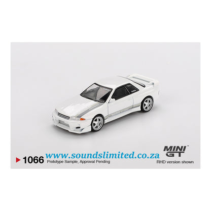 Mini GT #1066 Nissan Skyline GT-R (R32) VeilSide Combat C-I White