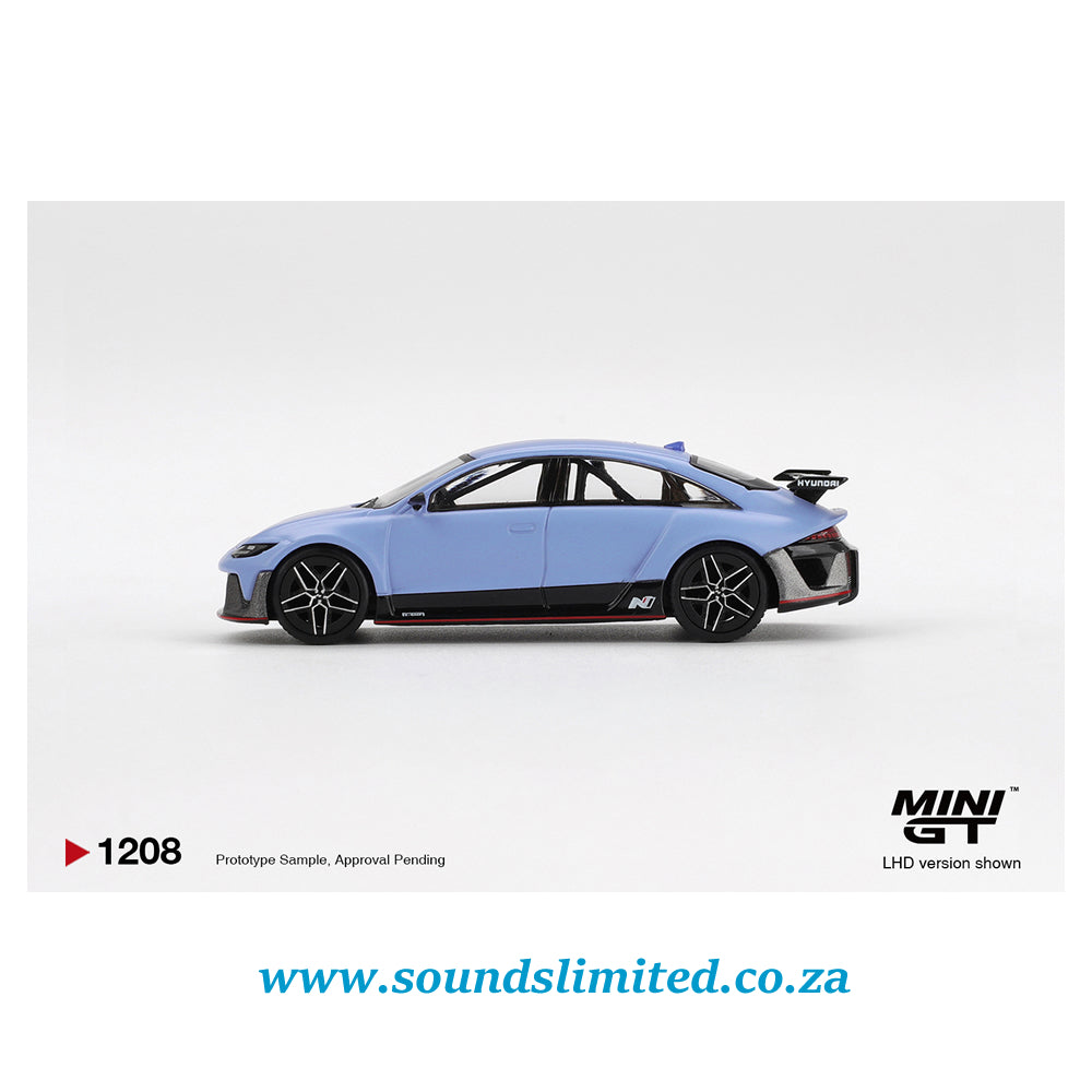 Mini GT #1208 Hyundai RN22e (VP1)