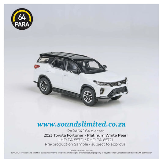 Para64 1/64 2023 Toyota Fortuner Platinum White RHD PB-65721