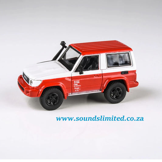 Para64 1/64 2014 Toyota Land Cruiser 71 SWB Tokyo Autosalon Livery - PA-55563
